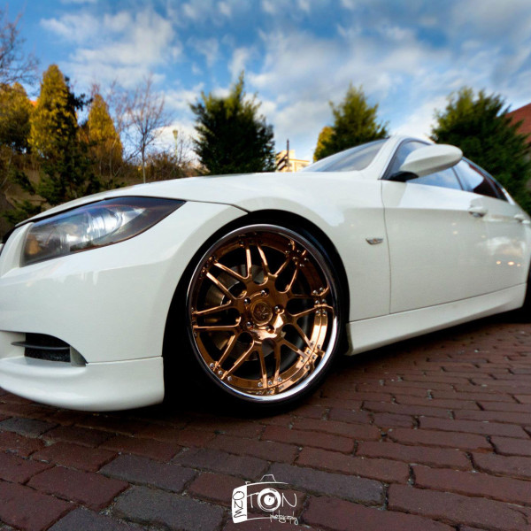 BMW 3 series 330 i_Rennen R8_1