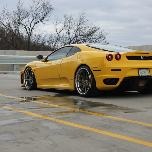 Ferrari w RL (1)