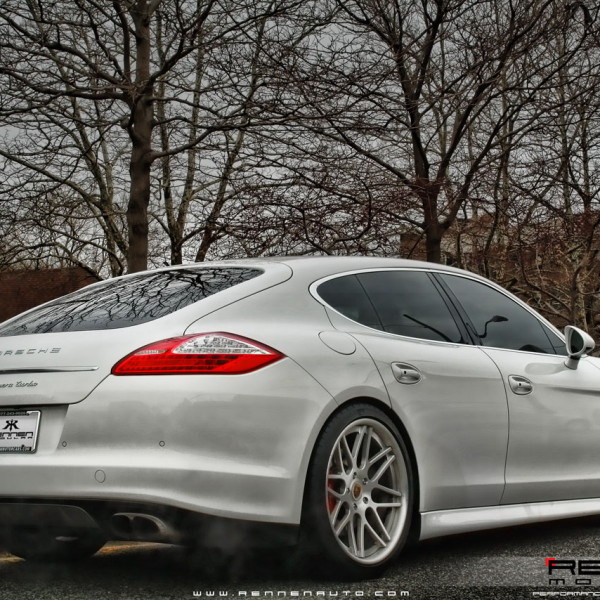 Porsche Panarema_Rennen-R8-X Concave_3